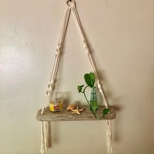 Macrame shelf hanger with driftwood